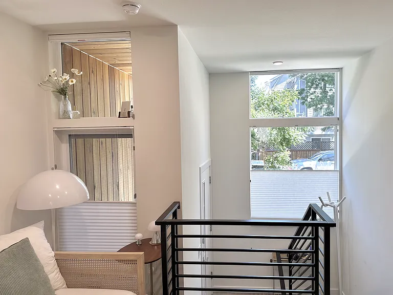 8549 Midvale Ave N #B — Photo 4