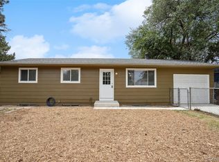 830 Hayden Dr, Colorado Springs, CO 80910