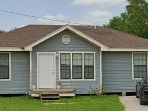 404 W Flores St, Pharr, TX 78577