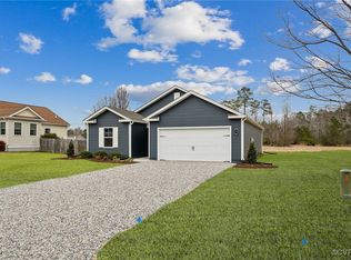 5 Byway Cir, Kilmarnock, VA 22482