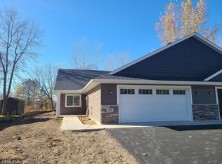 290 Brown Ave N, Annandale, MN 55302
