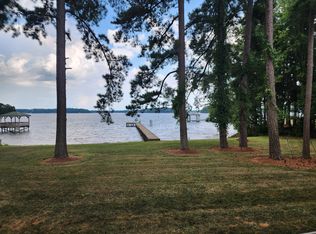 16946 Belle Isle Dr, Cornelius, NC 28031