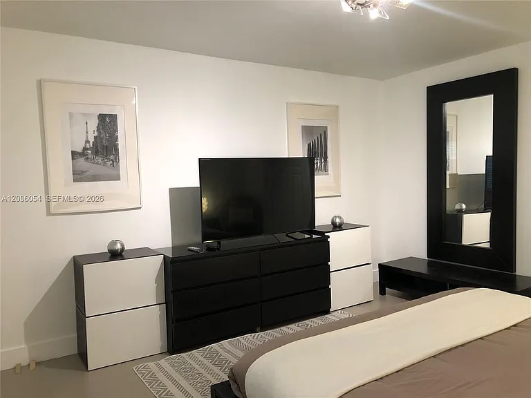 911 Meridian Ave #105 — Photo 27