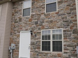 24 Genesis Dr, Inwood, WV 25428