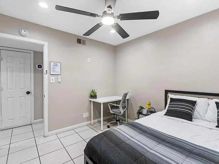 Rita Dr — Photo 1