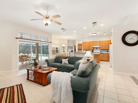 4th image of 4211 Careywood Dr