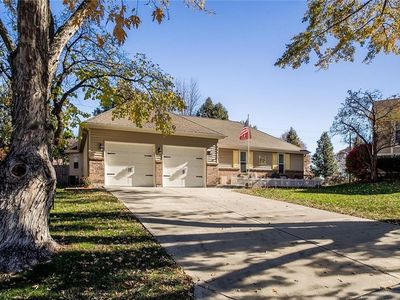 6807 Summit St, Shawnee, KS, 66216