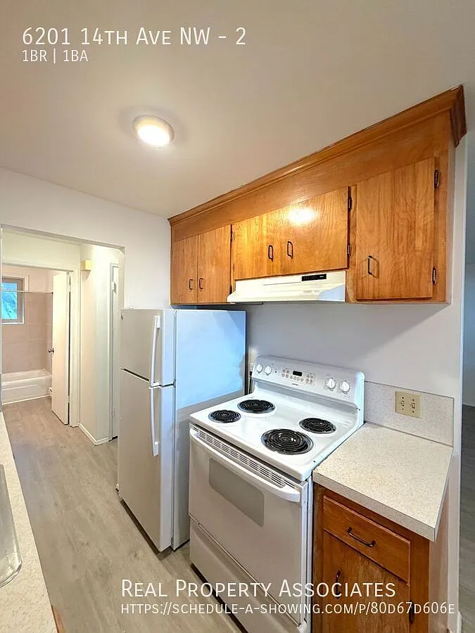 Ballard One Bedroom — Photo 3