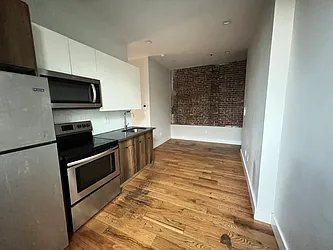 Rented by Evergreen Realty & Investments