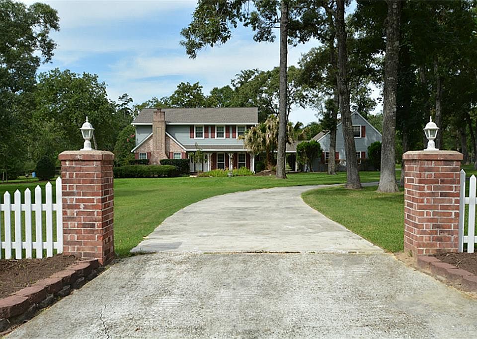1st image of 33411 Doe Dr