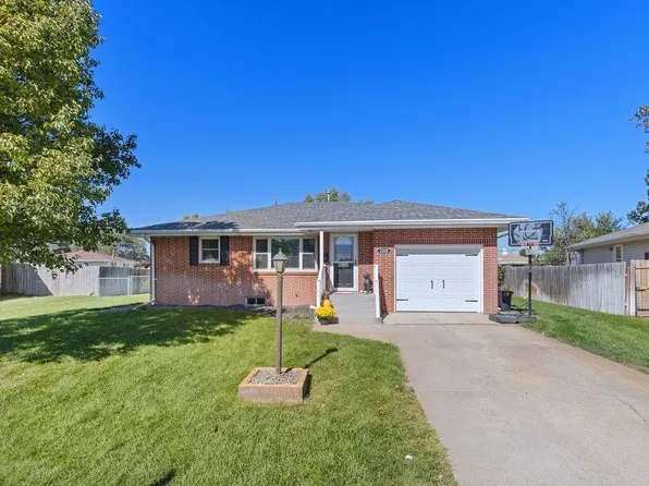 2218 29th St, Columbus, NE 68601