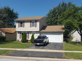 1738 Cumberland Rd, Aurora, IL 60504