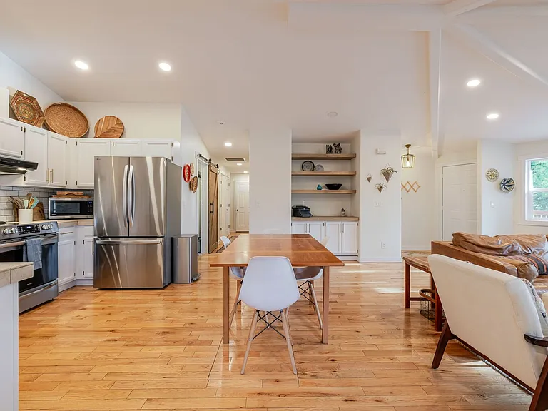 2352 NW Marken Pl — Photo 17