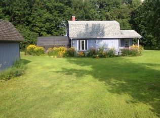 109 N Point Rd, Isle La Motte, VT 05463