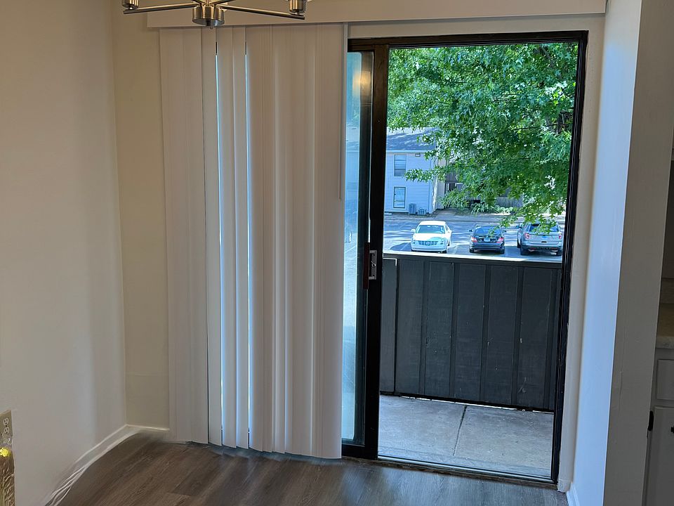 1st image of 2800 Clarke Rd #2