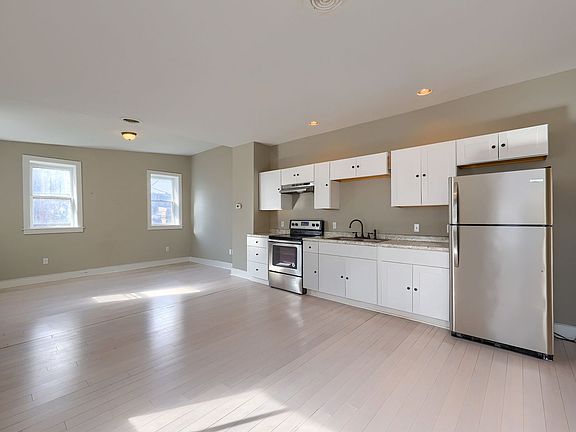 4th image of 1004 N 3rd St #2
