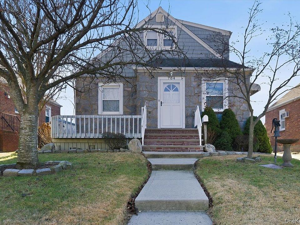 1st image of 704 Barnes Avenue
