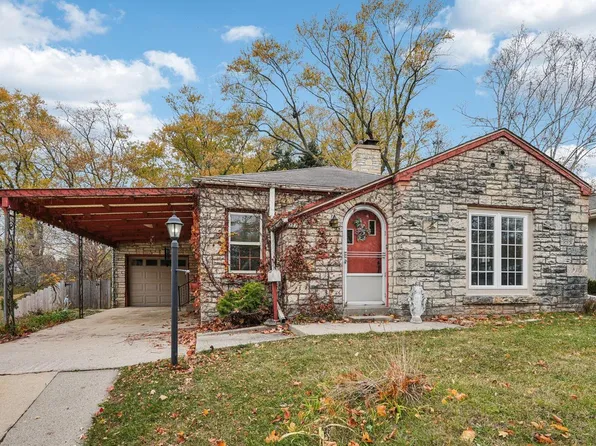 227 North Crocker AVENUE, Port Washington, WI 53074
