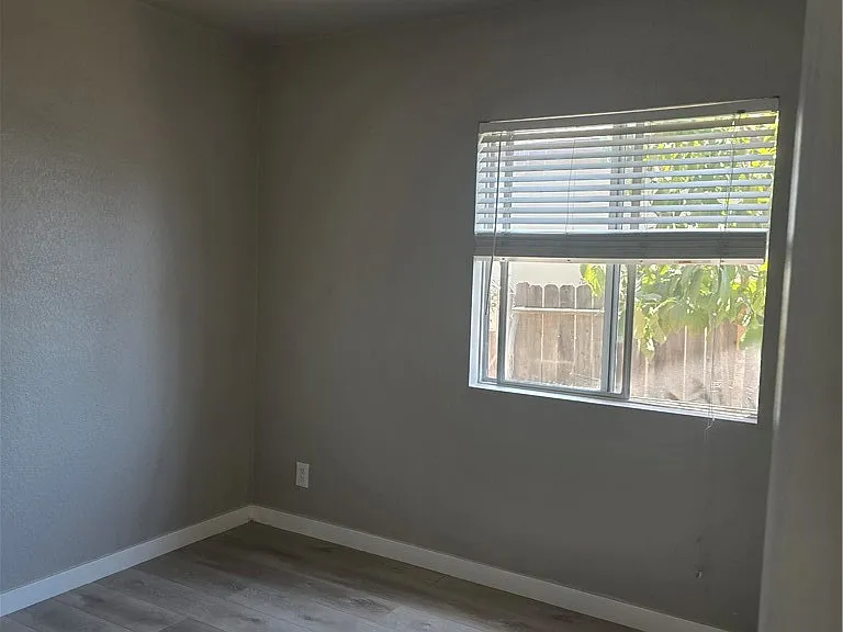 3509 W Flower Ave — Photo 10
