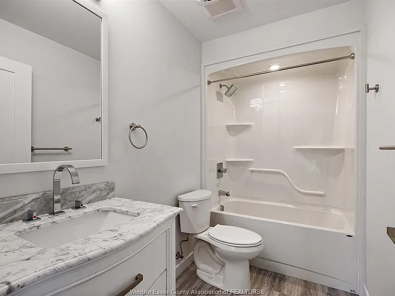 1500 Ouellette Ave #305 — Photo 27