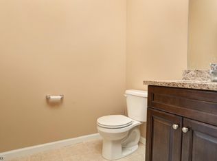 7 Decroce Ct, Parsippany, NJ 07054