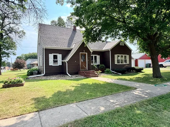 207 S 1st Ave, Lismore, MN 56155