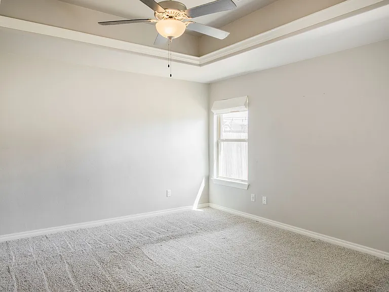3320 NW 187th Ter — Photo 43