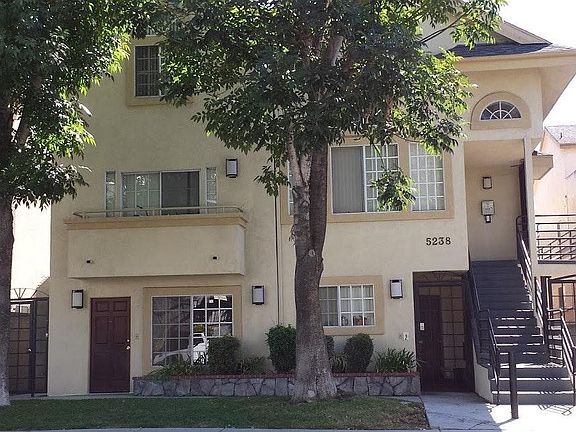 2nd image of 5238 Cartwright Ave APT 6