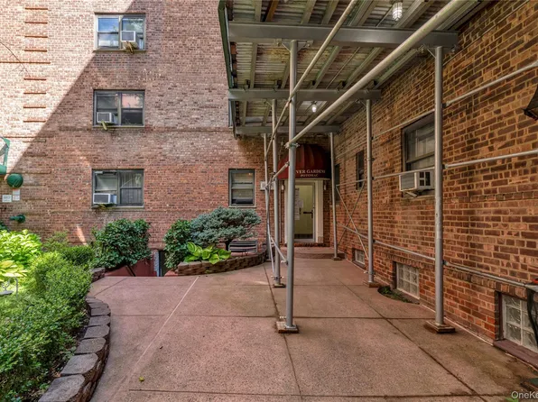 102-55 67 Road #3V, Forest Hills, NY 11375