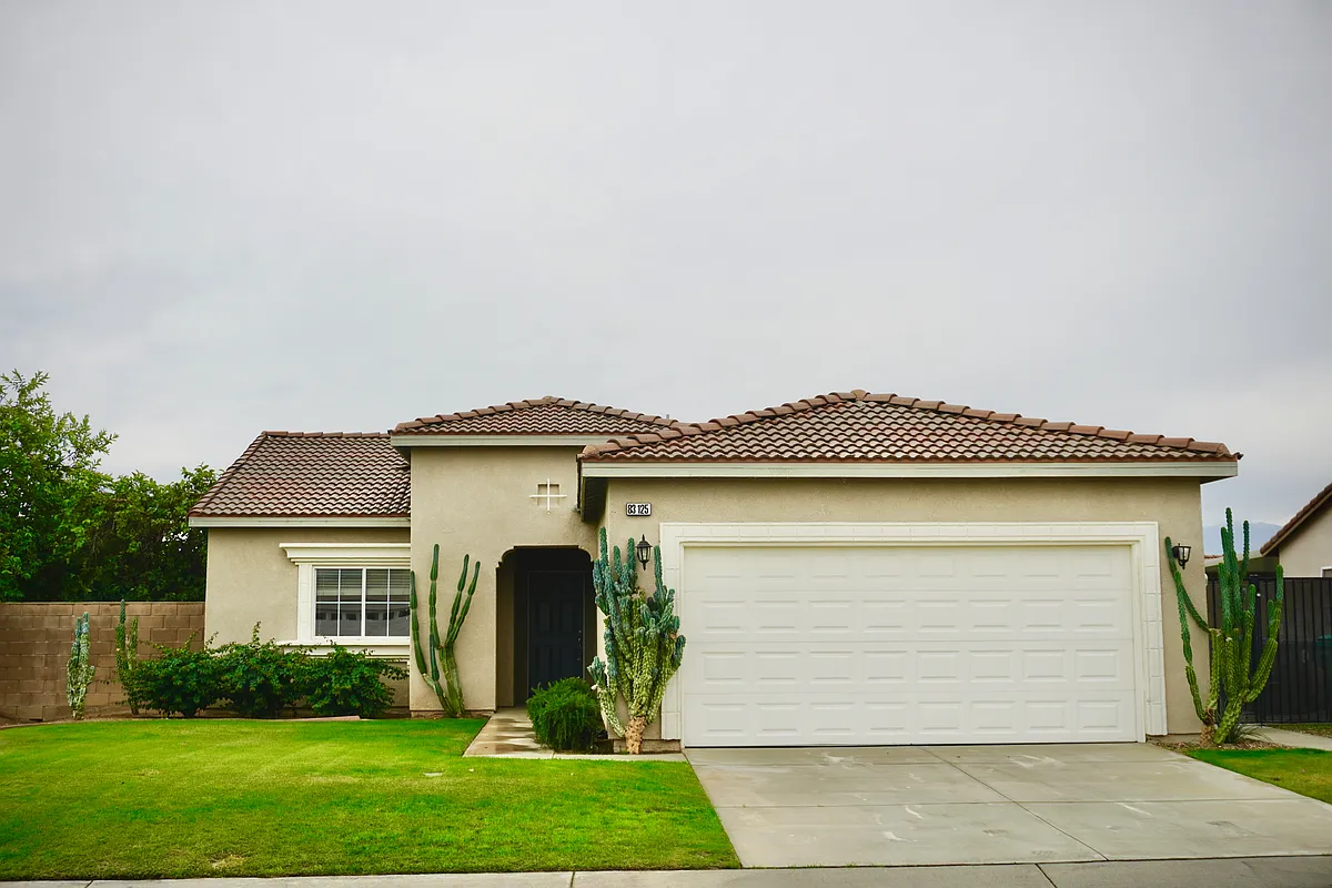 Building Photo - 83125 Broadmoor Dr