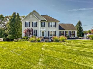 150 Hamilton Rd, Fairport, NY 14450