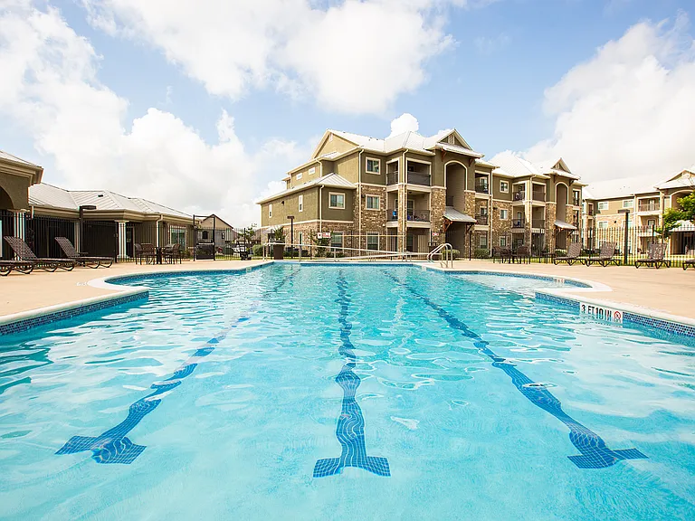 Freedom Hills Ranch Apartments — Photo 13