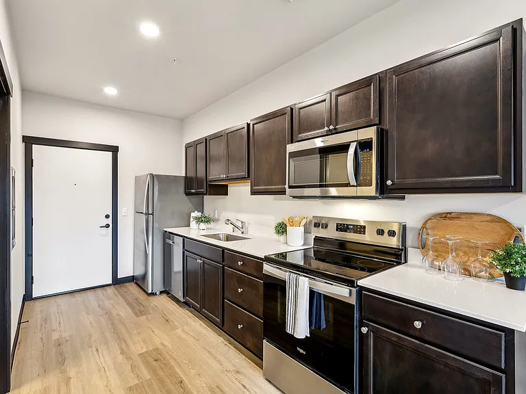 Trailhead Apartments — Photo 6