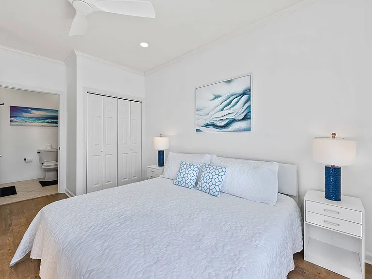 1952 Scenic Gulf Dr #303 — Photo 13