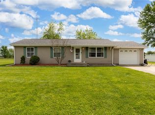 1258 Willow St, Neoga, IL 62447