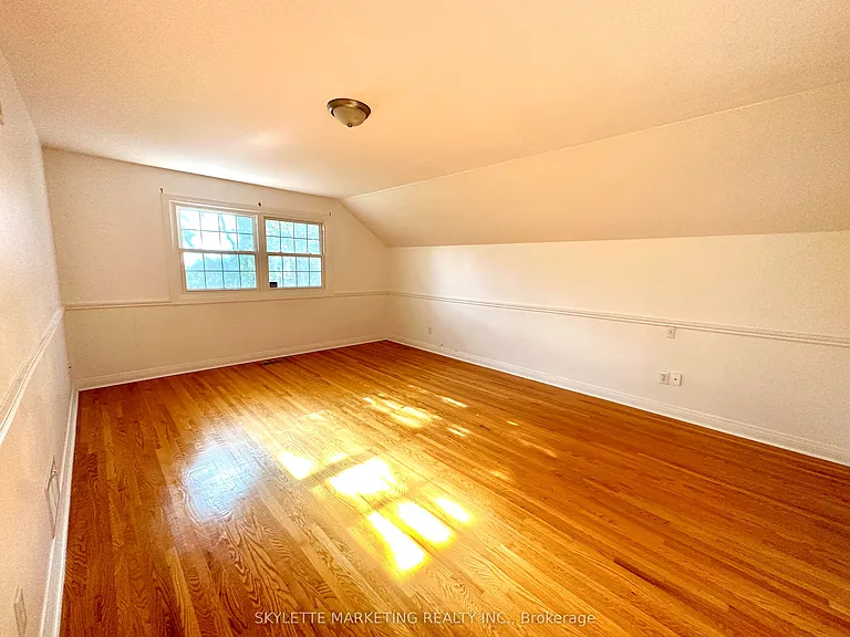 8 Blue Grass Dr — Photo 22