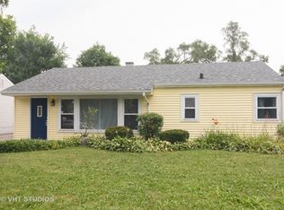 143 S Hawthorne Blvd, Mundelein, IL