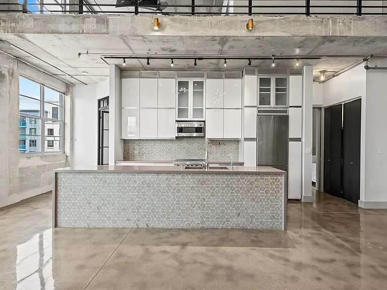 445 N Andrews Ave #4 — Photo 17