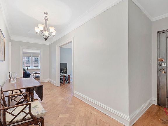 3rd image of 890 W End Ave APT 7B