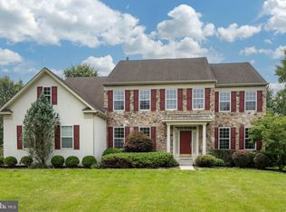 400 Partridgeberry Ln, Chester Springs, PA 19425