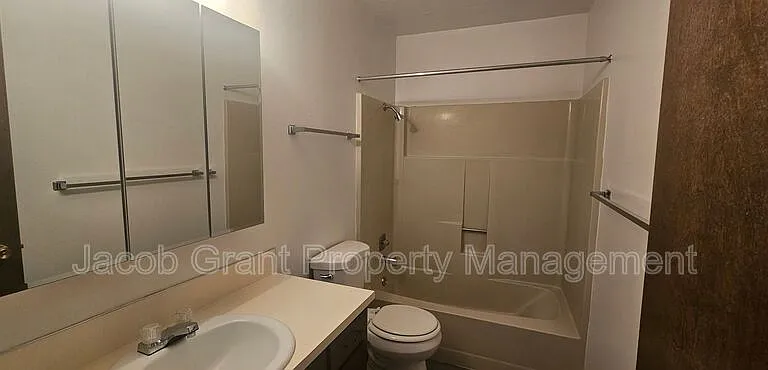 796 Whittier St #2 — Photo 7