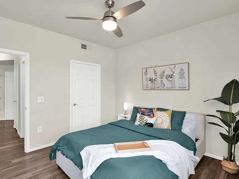 Catherine Townhomes — Photo 6
