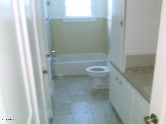 4th image of 322 E North St