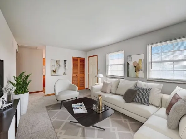 Worthington Court II, 5827 N Meadows Blvd #5805-G, Columbus, OH 43229