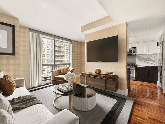 2nd image of 300 E 79th St #10E