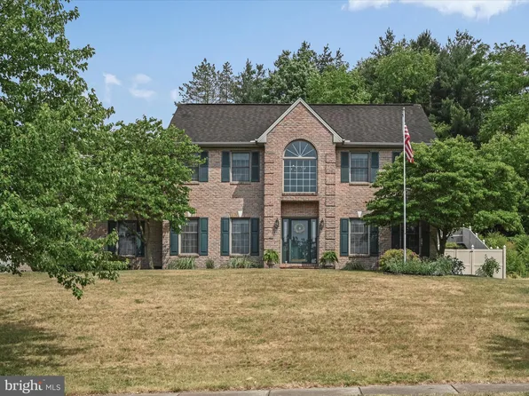 40 Silver Dr, Elizabethtown, PA 17022