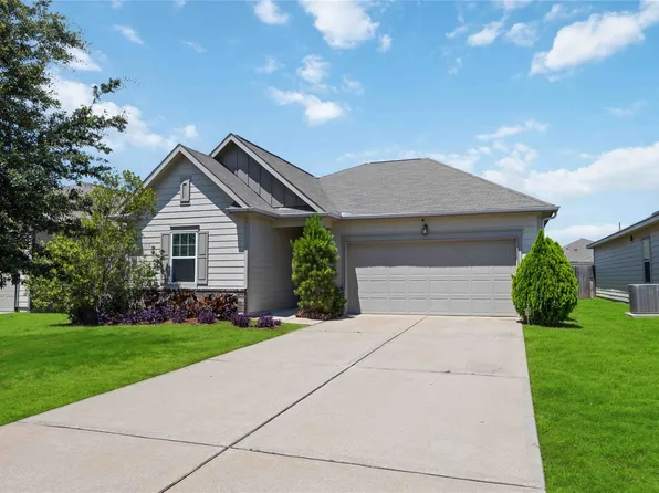 10125 Pappas Dr, Brookshire, TX 77423