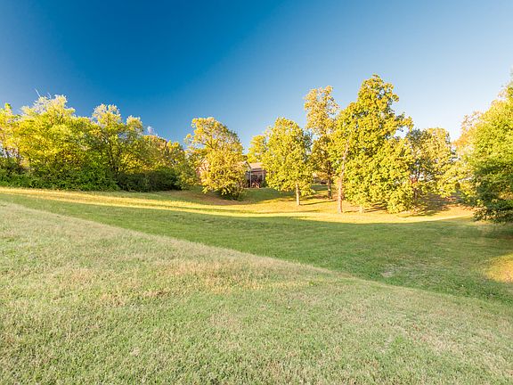 2nd image of 412 Carpenters View Dr Lot 27R1