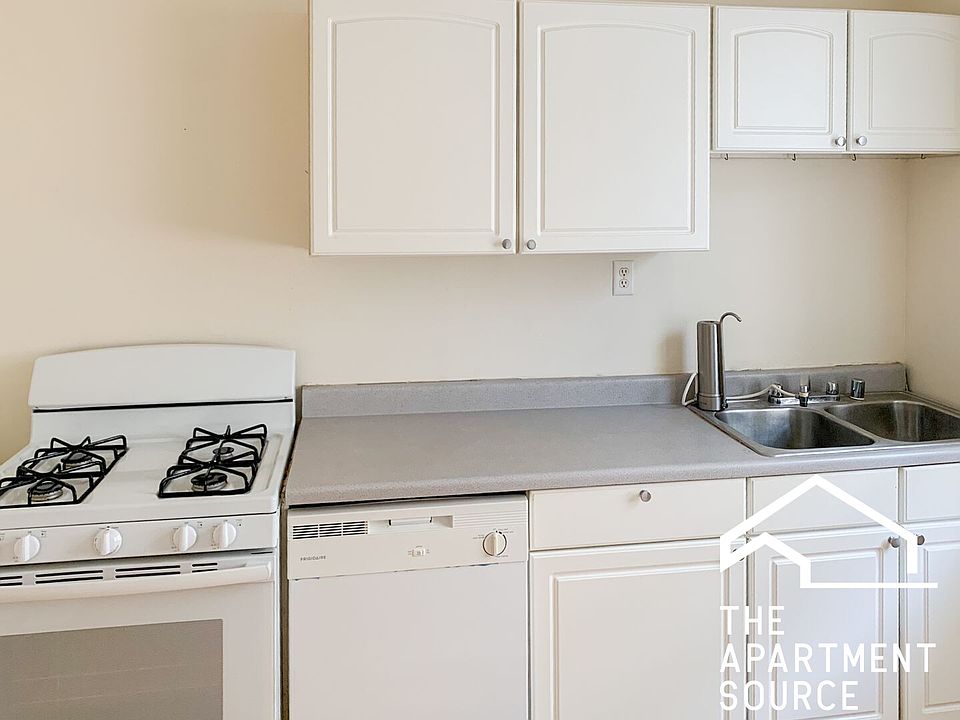 1st image of 4821 N Wolcott Ave APT 3A