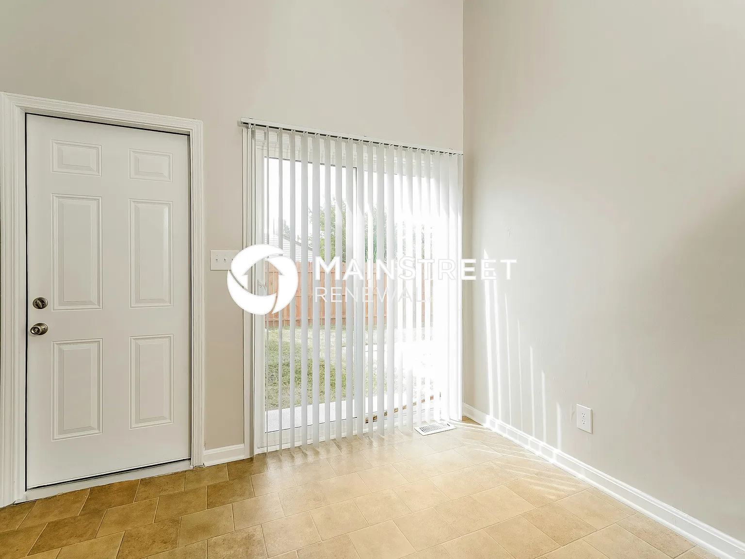 532 Woods Crossing Dr — Photo 4
